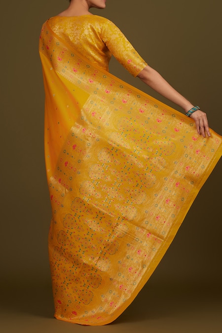 Shop_Naintara Bajaj_Yellow Silk, Brocade Zari V-neck Woven Banarasi Saree _at_Aza_Fashions