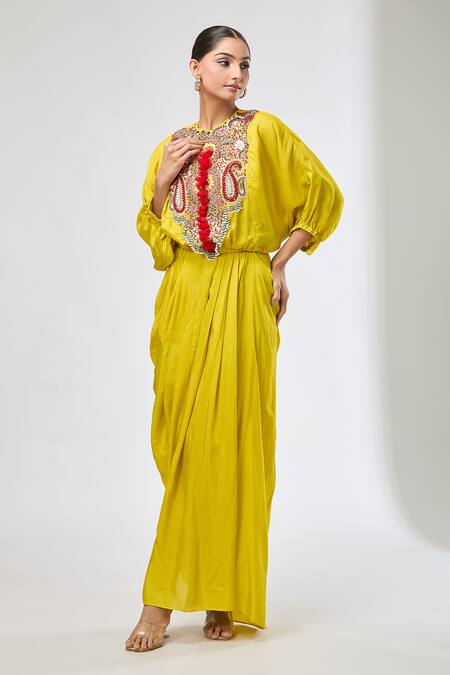 Buy_Aksh_Yellow Silk Embroidery Round Neck Hand Kurta Set_Online_at_Aza_Fashions