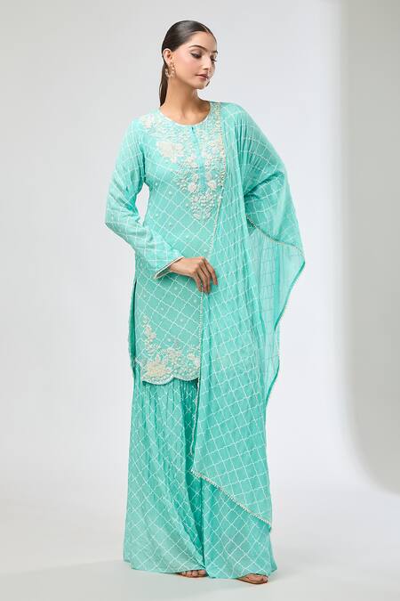 Buy_Aksh_Turquoise Chiffon Embroidery Round Neck Hand Blue Kurta Set_Online_at_Aza_Fashions