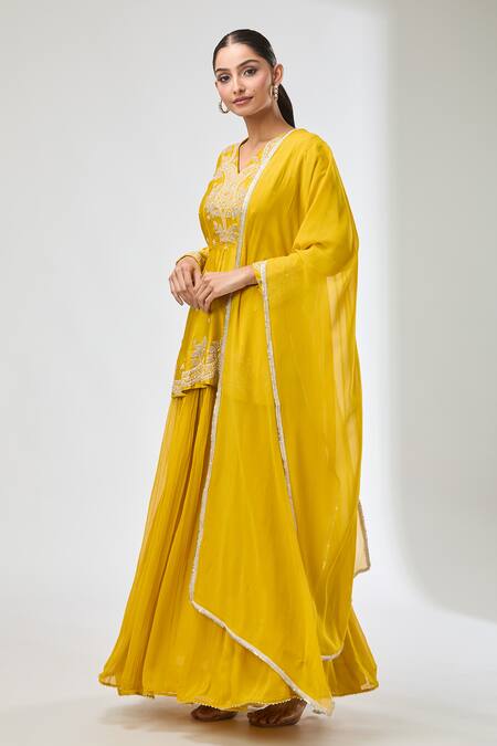 Aksh_Yellow Chanderi, Georgette Embroidery Split V-neck Hand Peplum Kurta Set_Online_at_Aza_Fashions