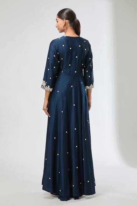 Shop_Aksh_Navy Chanderi, Denim, Organza Embroidery V-neck Blue Hand Kurta Set _at_Aza_Fashions
