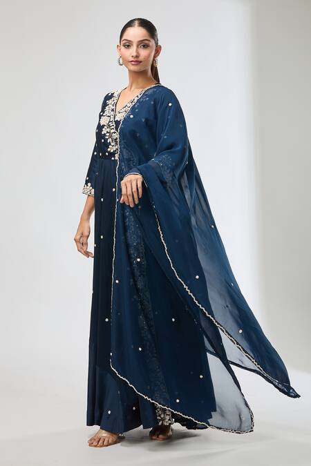 Aksh_Navy Chanderi, Denim, Organza Embroidery V-neck Blue Hand Kurta Set _at_Aza_Fashions