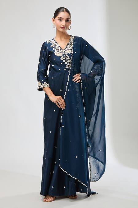 Buy_Aksh_Navy Chanderi, Denim, Organza Embroidery V-neck Blue Hand Kurta Set 