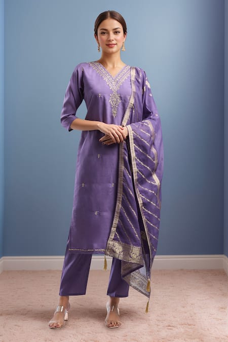 Samyukta Singhania Hand Embroidered Purple Kurta Set 