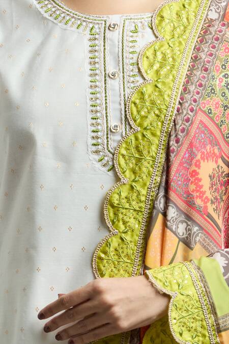 Samyukta Singhania_White Viscose, Crepe Embroidery Round Neck Hand Kurta Set_Online_at_Aza_Fashions