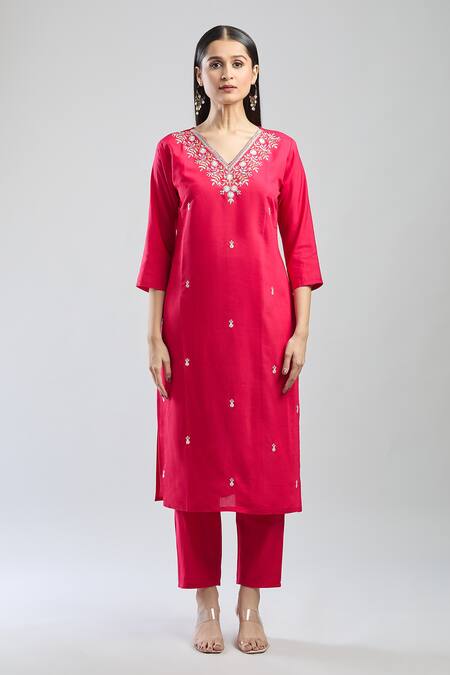 Buy Samyukta Singhania Red Viscose, Chanderi, Nylon Embroidery V-neck Hand Kurta Set Buy_Samyukta Singhania_Red Viscose, Chanderi, Nylon Embroidery V-neck Hand Kurta Set