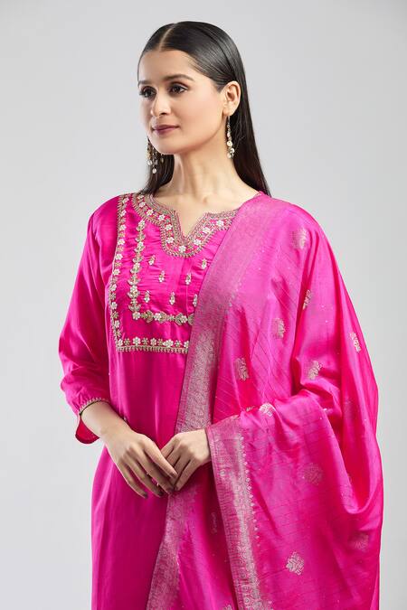 Samyukta Singhania_Pink Viscose, Chanderi, Jacquard Embroidery Split V-neck Hand Kurta Set_at_Aza_Fashions