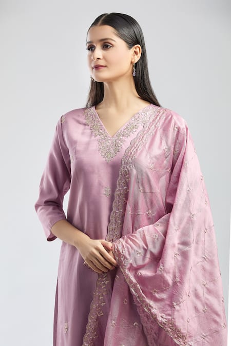 Buy_Samyukta Singhania_Purple Viscose, Chanderi Embroidery V-neck Hand Kurta Set _Online_at_Aza_Fashions