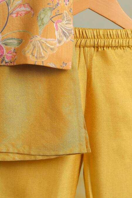Buy_Casa Ninos_Yellow Cotton Floral Kurta Set With Jacket _Online_at_Aza_Fashions