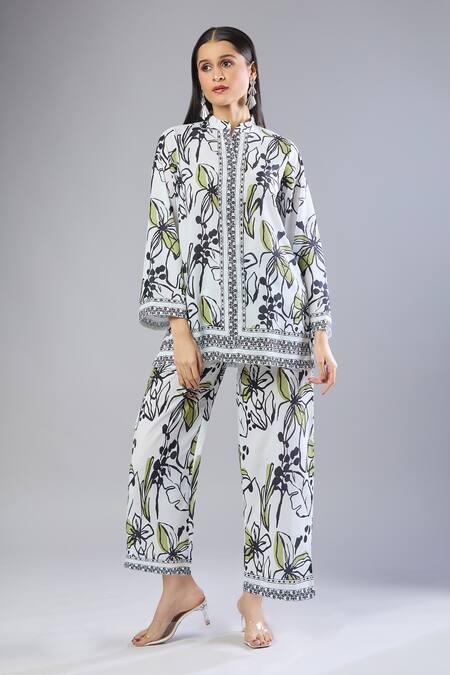 Buy Naintara Bajaj White Mandarin Collar Beige Floral Printed Kurta Pant Set Online at Aza Fashions Buy_Naintara Bajaj_White Mandarin Collar Beige Floral Printed Kurta Pant Set _Online_at_Aza_Fashions