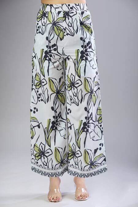 Naintara Bajaj White Mandarin Collar Beige Floral Printed Kurta Pant Set at Aza Fashions Naintara Bajaj_White Mandarin Collar Beige Floral Printed Kurta Pant Set _at_Aza_Fashions