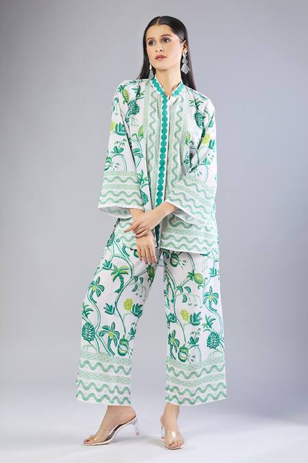 Naintara Bajaj White Mandarin Collar Teal Printed Kurta Set With Pants at Aza Fashions Naintara Bajaj_White Mandarin Collar Teal Printed Kurta Set With Pants _at_Aza_Fashions