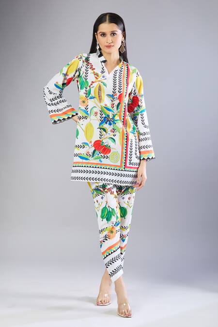 Naintara Bajaj Multi Color Mandarin Collar Floral Printed Kurta And Trouser Set Online at Aza Fashions Naintara Bajaj_Multi Color Mandarin Collar Floral Printed Kurta And Trouser Set _Online_at_Aza_Fashions