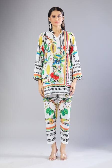 Buy Naintara Bajaj Multi Color Mandarin Collar Floral Printed Kurta And Trouser Set Online at Aza Fashions Buy_Naintara Bajaj_Multi Color Mandarin Collar Floral Printed Kurta And Trouser Set _Online_at_Aza_Fashions