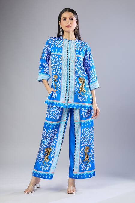 Buy Naintara Bajaj Blue Embroidery Round Neck Abstract Printed Royal Kurta Set Online at Aza Fashions Buy_Naintara Bajaj_Blue Embroidery Round Neck Abstract Printed Royal Kurta Set _Online_at_Aza_Fashions