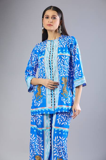 Shop Naintara Bajaj Blue Embroidery Round Neck Abstract Printed Royal Kurta Set Online at Aza Fashions Shop_Naintara Bajaj_Blue Embroidery Round Neck Abstract Printed Royal Kurta Set _Online_at_Aza_Fashions