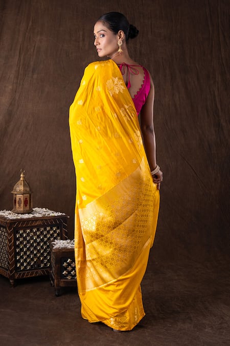 Shop Zal From Benaras Yellow Silk Zari Round Neck Banarasi Saree Set at Aza Fashions Shop_Zal From Benaras_Yellow Silk Zari Round Neck Banarasi Saree Set _at_Aza_Fashions