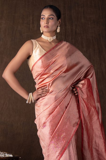 Zal From Benaras Peach Tissue, Silk Pure Banarasi Handloom Saree Set at Aza Fashions Zal From Benaras_Peach Tissue, Silk Pure Banarasi Handloom Saree Set _at_Aza_Fashions