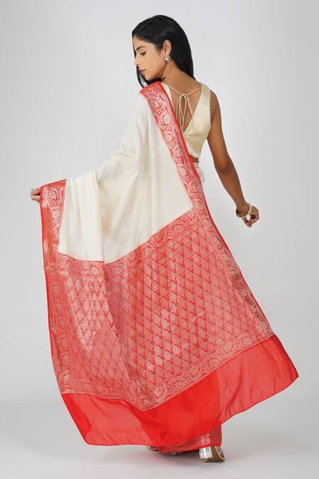 Shop Zal From Benaras White Silk Embroidery Pure Banarasi Saree Set at Aza Fashions Shop_Zal From Benaras_White Silk Embroidery Pure Banarasi Saree Set_at_Aza_Fashions