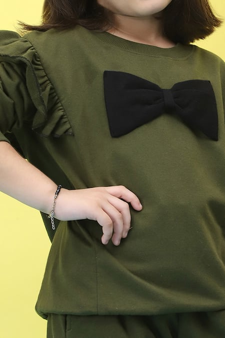 Buy_Petite Pomme_Green Cotton Bow Detailed Frilled Top And Jogger Set _Online_at_Aza_Fashions