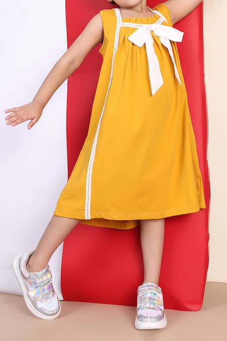 Buy_Petite Pomme_Yellow Cotton Bows, Lace Pleated Neckline Dress With Detail _Online_at_Aza_Fashions