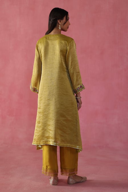 Begum Yellow Silk, Cotton, Hemp, Organza Embroidery, Gota Patti Round Phirni Kurta Set at Aza Fashions Begum_Yellow Silk, Cotton, Hemp, Organza Embroidery, Gota Patti Round Phirni Kurta Set _at_Aza_Fashions