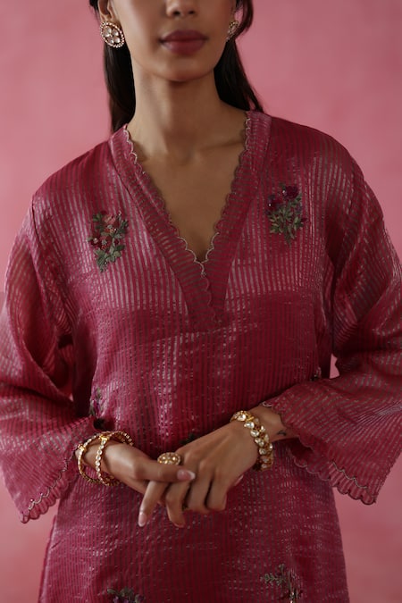 Begum Fuchsia Silk, Organza Zari, Sequins, Gota Patti, Pink Shakkar Kurta Set at Aza Fashions Begum_Fuchsia Silk, Organza Zari, Sequins, Gota Patti, Pink Shakkar Kurta Set _at_Aza_Fashions
