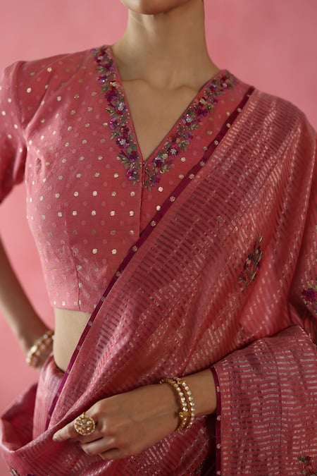 Buy_Begum_Peach Silk, Satin Embroidery, Sequins V-neck Anjeer Zari Saree Set _Online_at_Aza_Fashions