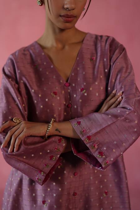 Begum_Purple Chanderi Silk, Cotton, Silk, Organza Beads, Zari Booti Kurta Set _Online_at_Aza_Fashions