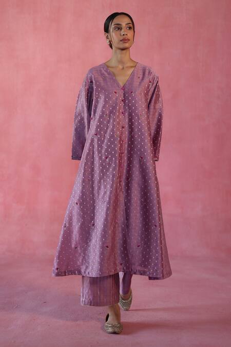 Buy Begum Purple Chanderi Silk, Cotton, Silk, Organza Beads, Zari Booti Kurta Set Online at Aza Fashions Buy_Begum_Purple Chanderi Silk, Cotton, Silk, Organza Beads, Zari Booti Kurta Set _Online_at_Aza_Fashions