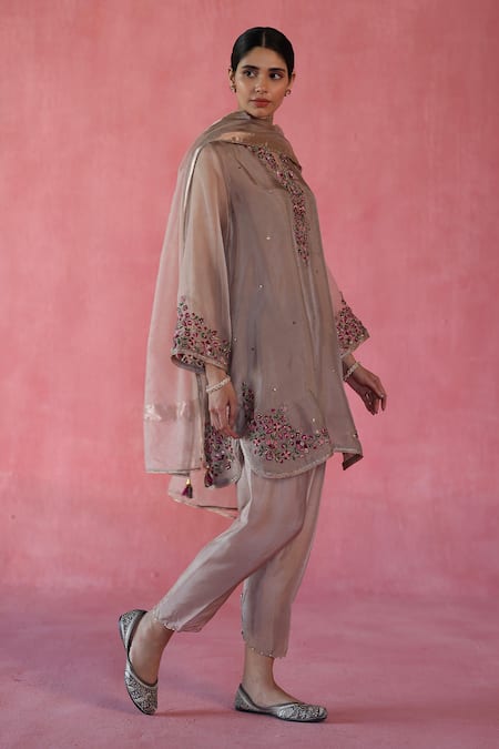 Begum_Beige Silk, Organza Embroidery Round Neck Kewra Hand Kurta Set _Online_at_Aza_Fashions