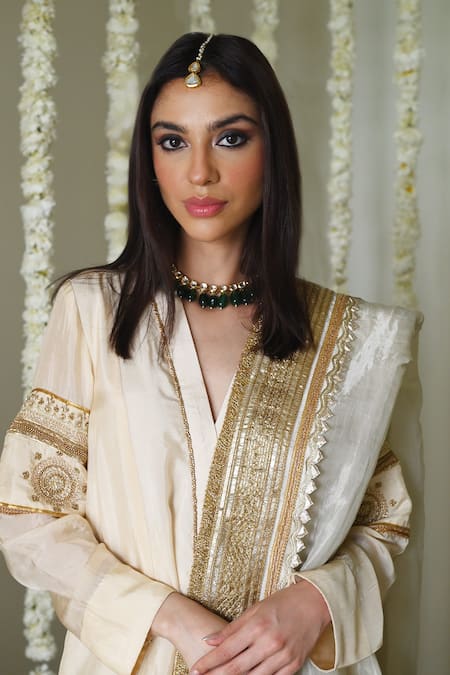 Buy_Shorshe Clothing_Ivory Satin, Silk Embroidery, Lace V-neck Designer Anarkali 