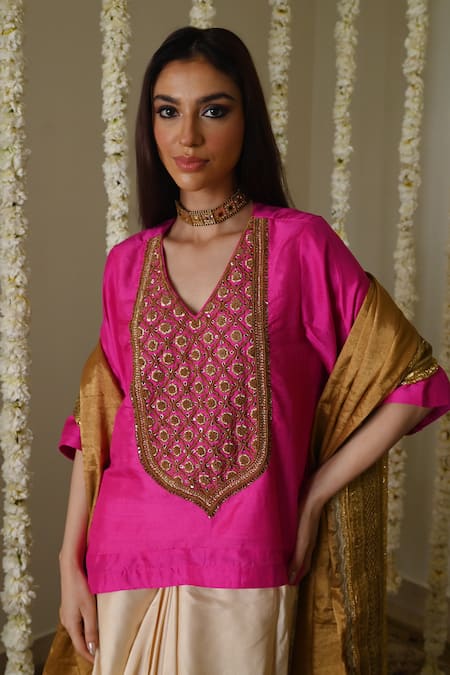 Buy_Shorshe Clothing_Pink Silk, Satin Embroidery V-neck Hot Hand Kurta Set _Online_at_Aza_Fashions