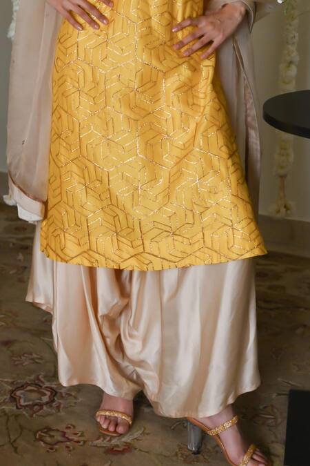Buy Shorshe Clothing Yellow Chanderi, Satin Embroidery V-neck Hand Kurta With Cowl Palazzo Buy_Shorshe Clothing_Yellow Chanderi, Satin Embroidery V-neck Hand Kurta With Cowl Palazzo