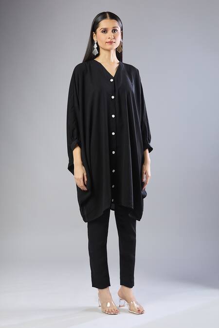 Buy Naintara Bajaj Black V-neck Korean Bsy Top And Pant Set Online at Aza Fashions Buy_Naintara Bajaj_Black V-neck Korean Bsy Top And Pant Set _Online_at_Aza_Fashions