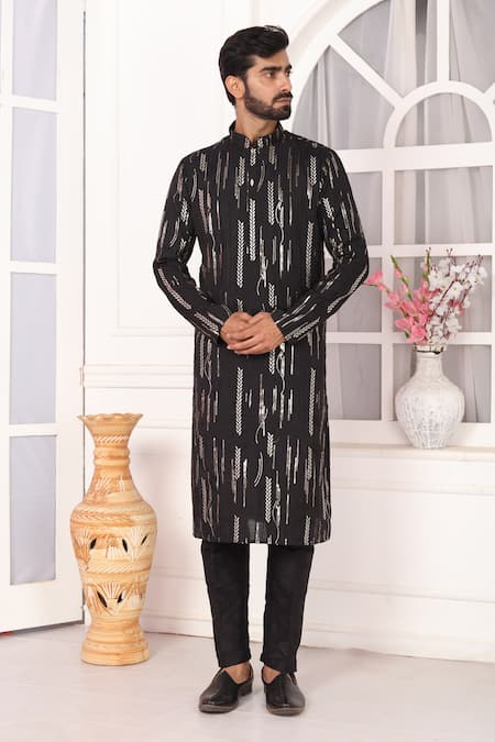 Arihant Rai Sinha_Black Silk Embroidery Kurta Set _at_Aza_Fashions
