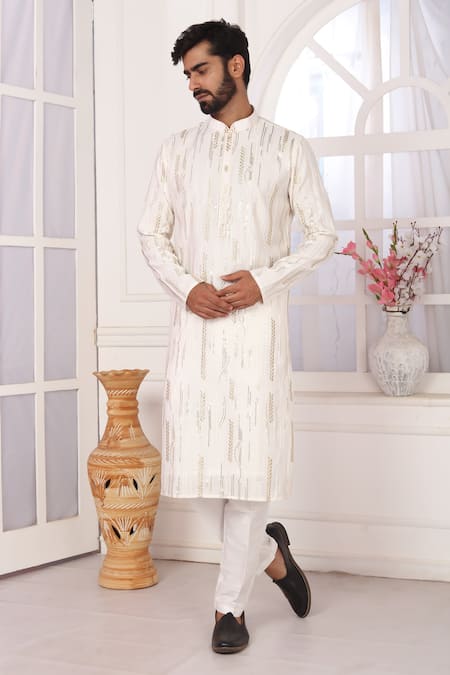 Arihant Rai Sinha Embroidered Cream Straight Kurta 