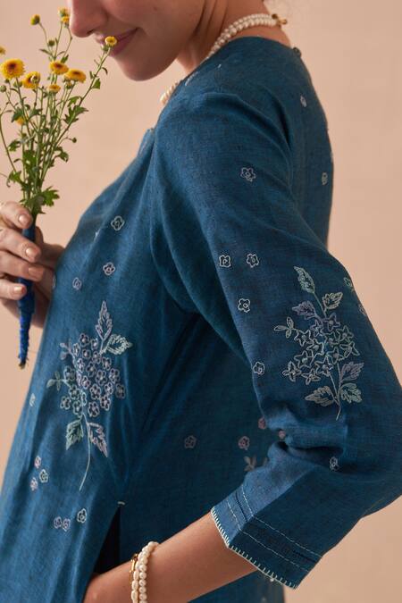Shop_Kasturi Kundal_Blue Linen Embroidery Round Neck Kurta Set _Online_at_Aza_Fashions