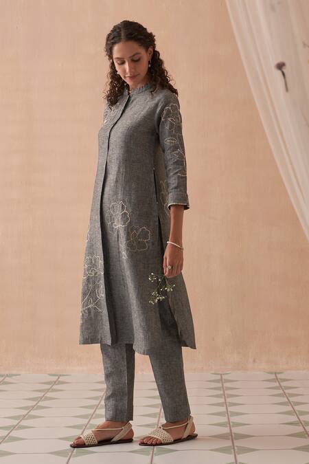 Buy_Kasturi Kundal_Gray Linen Embroidery Mandarin Collar Grey Kurta Set _Online_at_Aza_Fashions