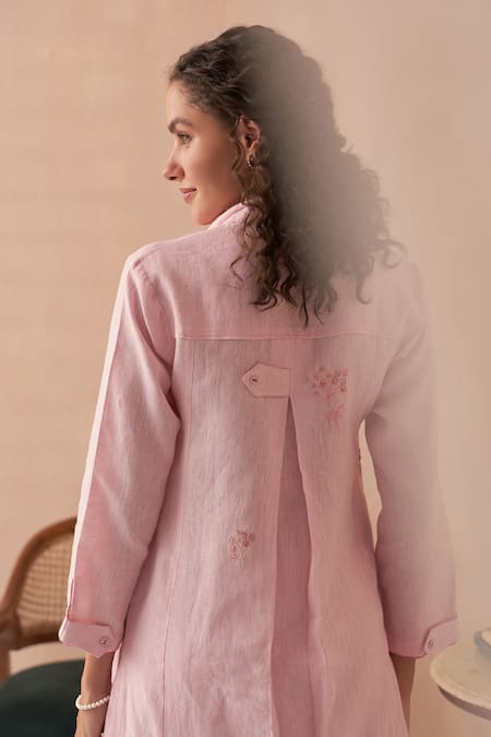 Kasturi Kundal Floral Embroidered Pink Kurta Set 