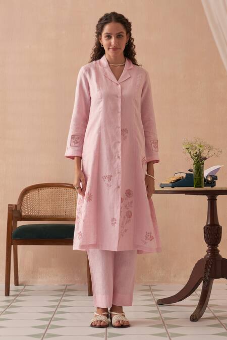 Buy_Kasturi Kundal_Pink Linen Embroidery Collared Floral Kurta Set _Online_at_Aza_Fashions