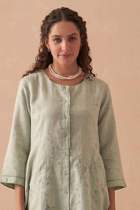 Buy_Kasturi Kundal_Green Linen Embroidery Round Neck Kurta Set _Online_at_Aza_Fashions