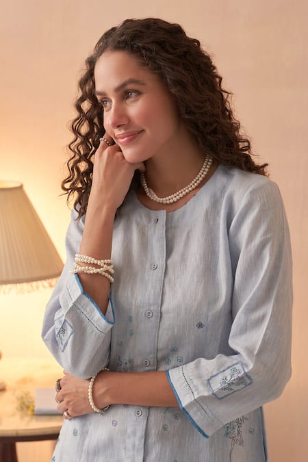 Kasturi Kundal_Blue Linen Embroidery Round Neck Powder Kurta Set _at_Aza_Fashions