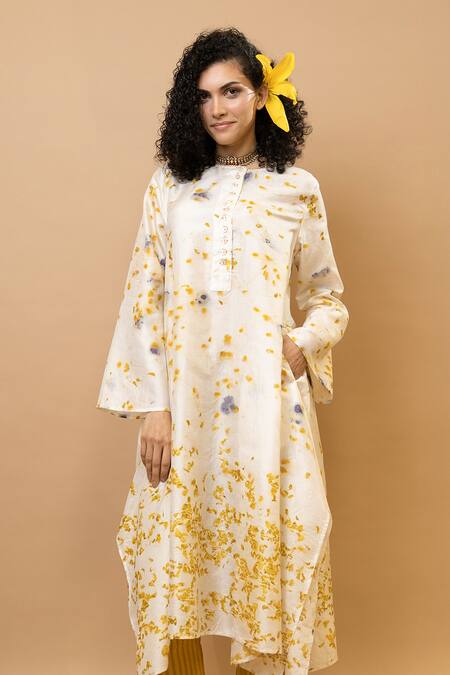 Buy_Krishna Mehta_Yellow Silk, Chanderi Button-down Neck Marigold Floral Printed Kurta Set _Online_at_Aza_Fashions