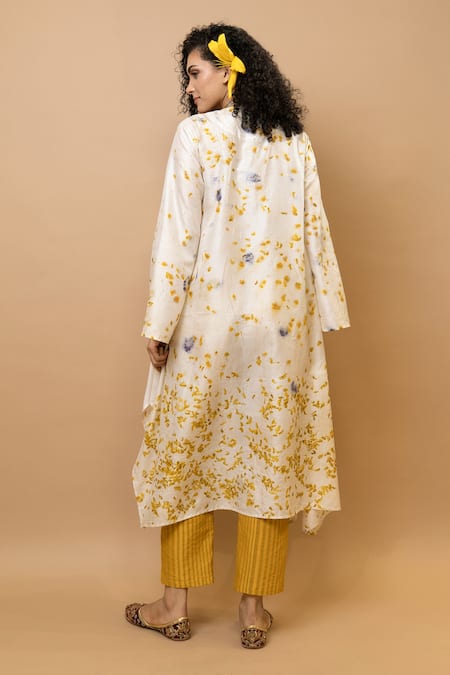 Shop_Krishna Mehta_Yellow Silk, Chanderi Button-down Neck Marigold Floral Printed Kurta Set _at_Aza_Fashions