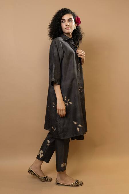 Krishna Mehta_Black Silk Collared Neelkanth Patterned Kaftan _Online_at_Aza_Fashions