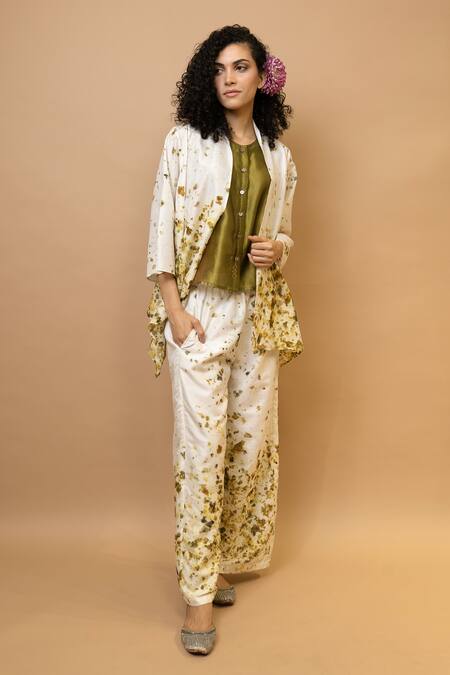 Krishna Mehta Olive Green Silk Open Neck Ombre Jacket Online at Aza Fashions Krishna Mehta_Olive Green Silk Open Neck Ombre Jacket _Online_at_Aza_Fashions