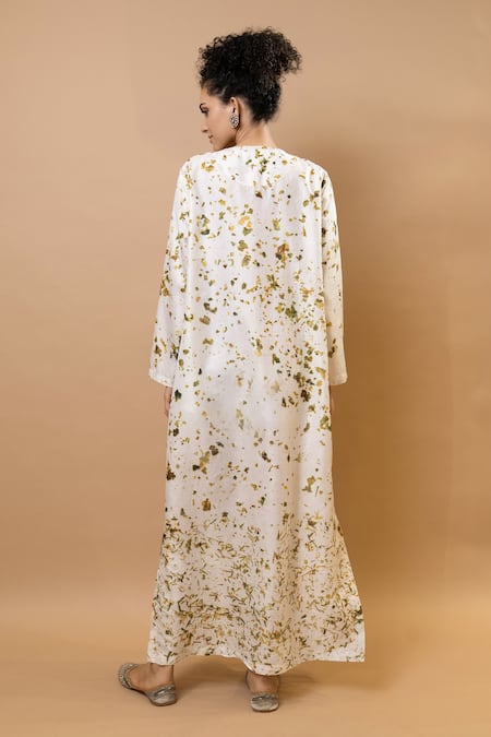 Shop Krishna Mehta Olive Green Silk Round Neck Elegant Long Kaftan at Aza Fashions Shop_Krishna Mehta_Olive Green Silk Round Neck Elegant Long Kaftan _at_Aza_Fashions