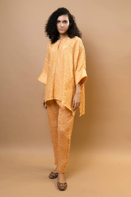 Buy Krishna Mehta Peach Silk Keyhole Neck Bandej Kaftan Set Online at Aza Fashions Buy_Krishna Mehta_Peach Silk Keyhole Neck Bandej Kaftan Set_Online_at_Aza_Fashions