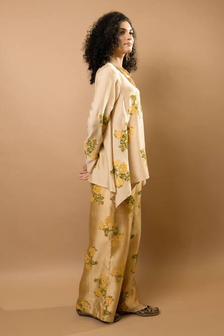 Buy_Krishna Mehta_Beige Chanderi, Modal Embroidery Collared Rosettes Block-printed Pant Set _Online_at_Aza_Fashions